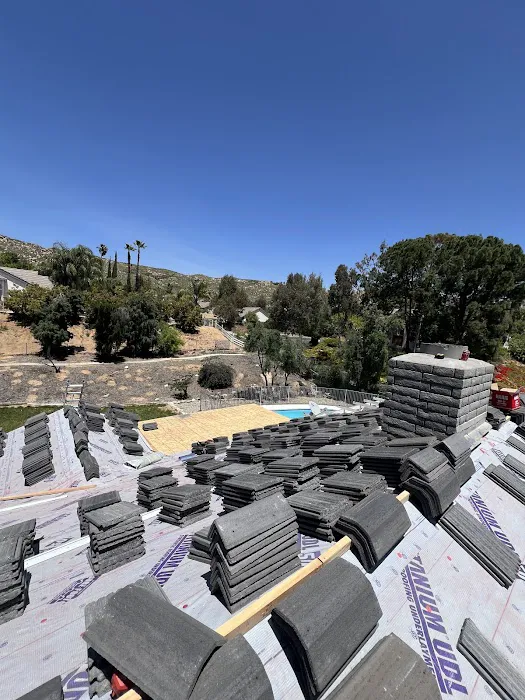 J & R Elite Roofing - Moreno Valley Picture 14