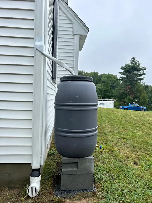 UNIVERSE GUTTERS INC. Picture 4