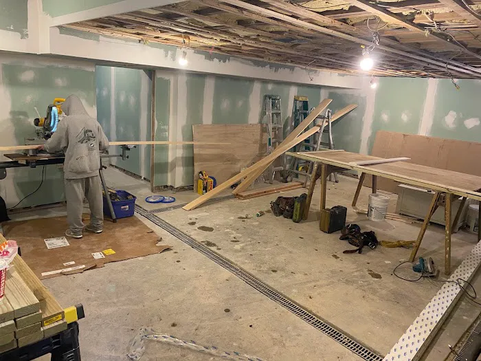 Stella's Construction Picture 7