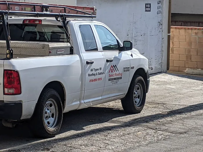 T & U Roofing Picture 1
