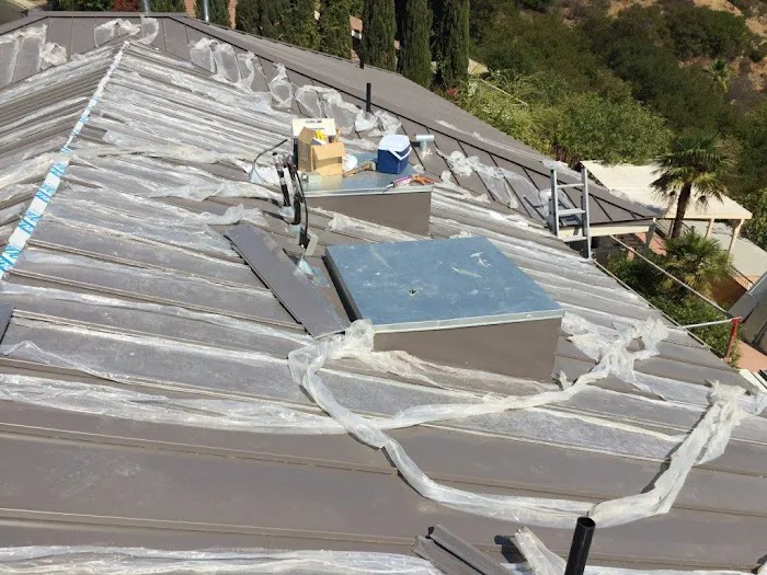LA Builders & Roofing Specialists Picture 6