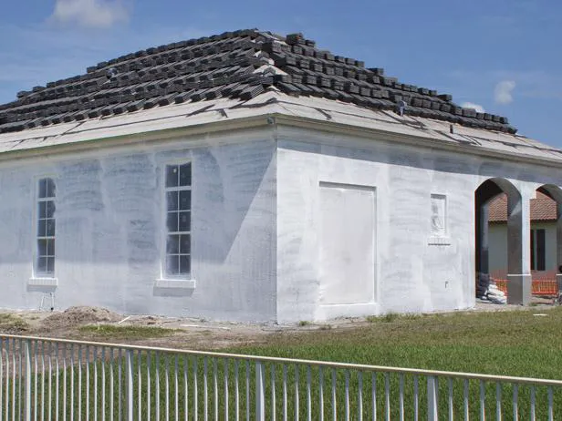 LA Builders & Roofing Specialists Picture 4