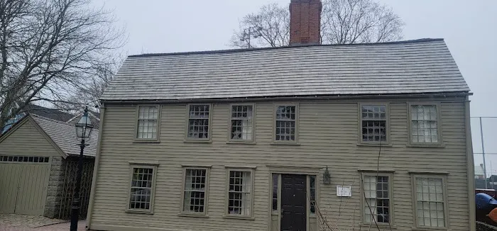 Lighthouse Roofing & Siding Picture 2
