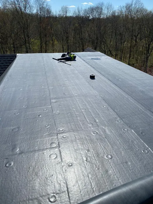 Newport Siding and Roofing Picture 2