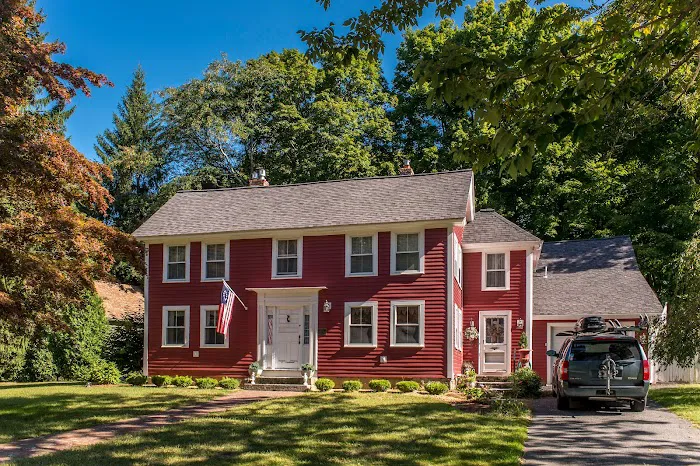 United Home Experts of Rhode Island Picture 1