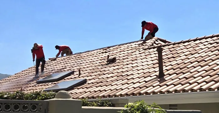 Pacific Crest Roofing Picture 1