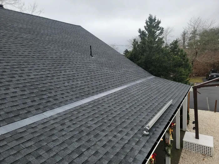 Cazeault Roofing & Siding Picture 1
