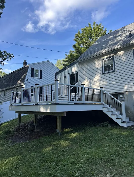 Empire Decks And Siding LLC Picture 2