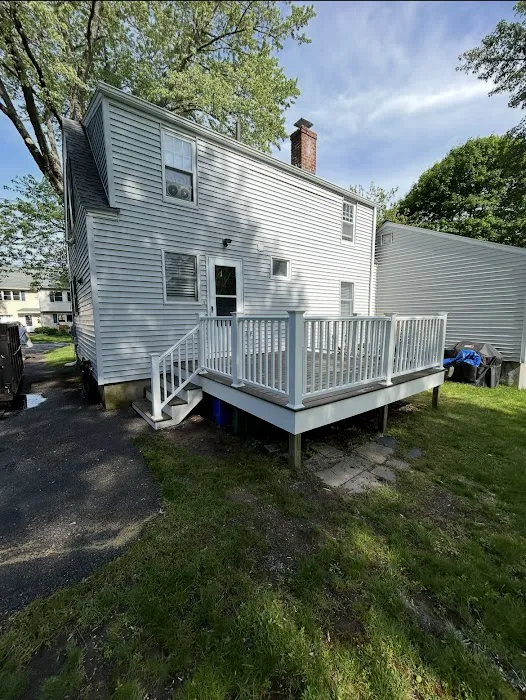 Empire Decks And Siding LLC Picture 9