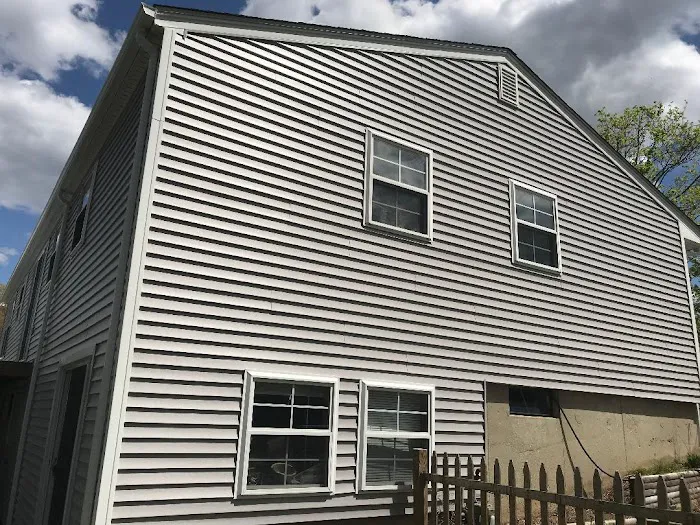 Master Siding Installing Inc. Picture 9