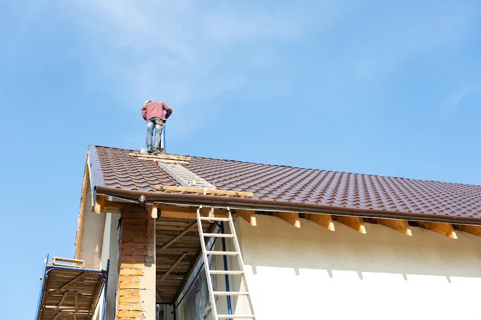 Roofing Hands Renovations Picture 1