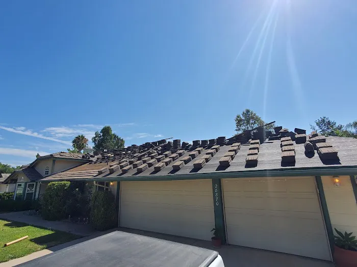 COLLINS ROOFING & REPAIR Picture 3