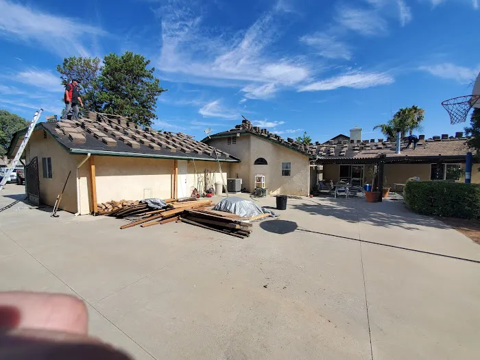 COLLINS ROOFING & REPAIR Picture 2