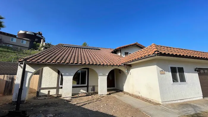 Peak Builders & Roofers of Orange County Picture 1