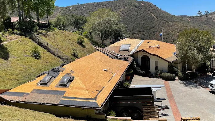 Peak Builders & Roofers of Orange County Picture 2