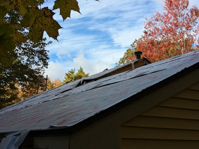 Adam Vaillancourt Roofing & Gutters Picture 4