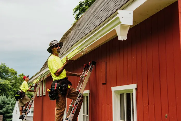 Adam Vaillancourt Roofing & Gutters Picture 10