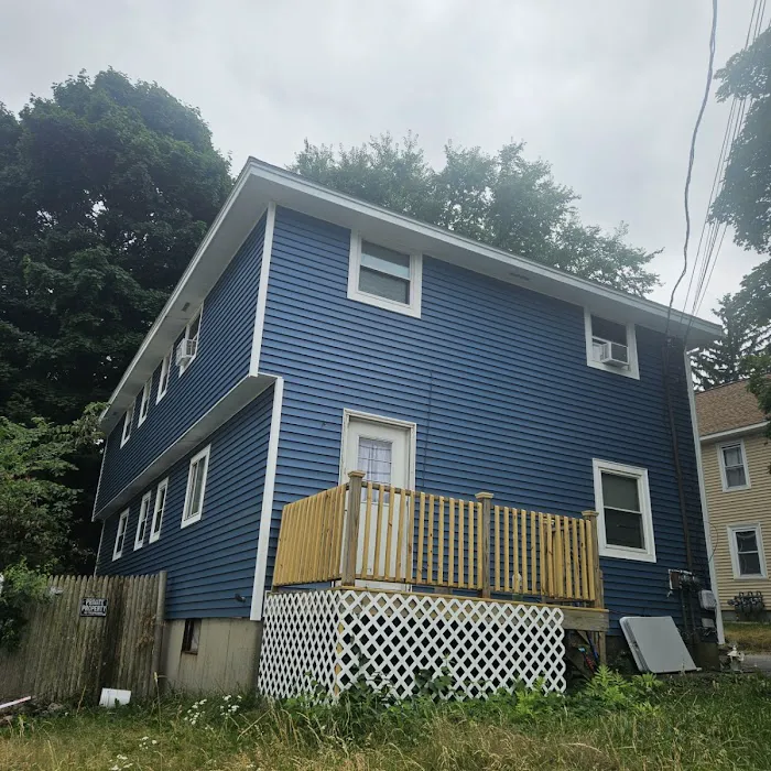 Bryan Siding & Roofing LLC Picture 1