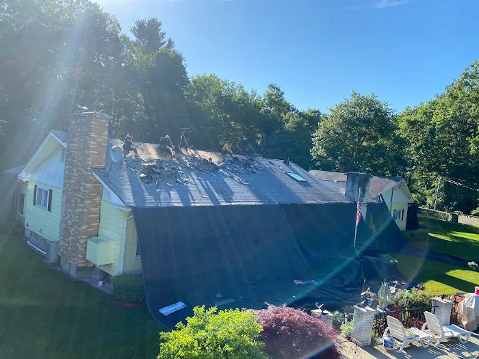 Roundtable Roofing & Siding, Inc. Picture 2