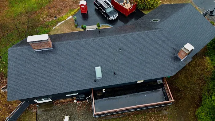 Apex Roofing & Restoration Picture 2