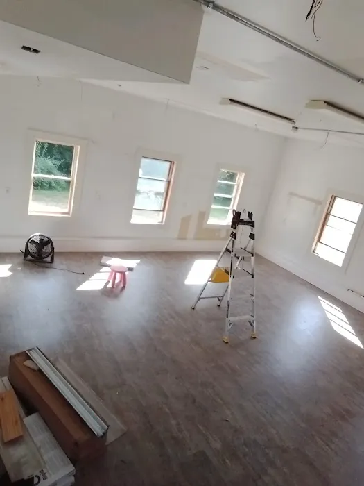 Ideal Handyman Picture 5