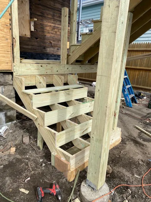 Osmin's Construction & Carpentry Picture 4