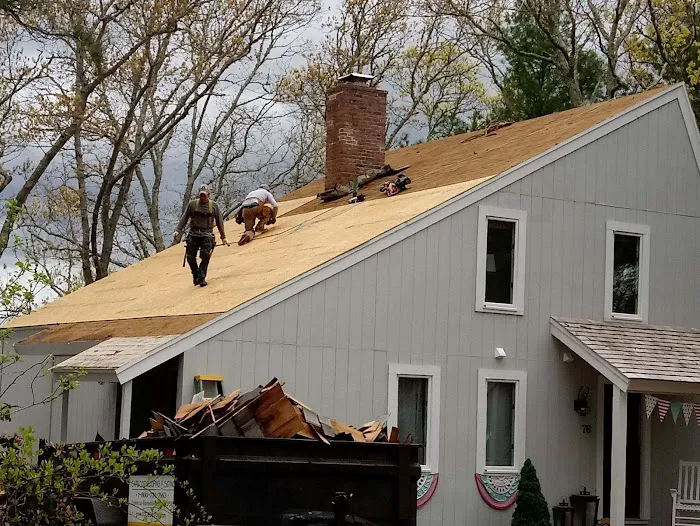 Cape Cod Roofing and Siding Picture 10