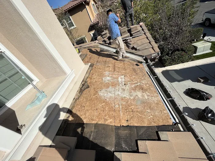 TrustTop Roofing Picture 1
