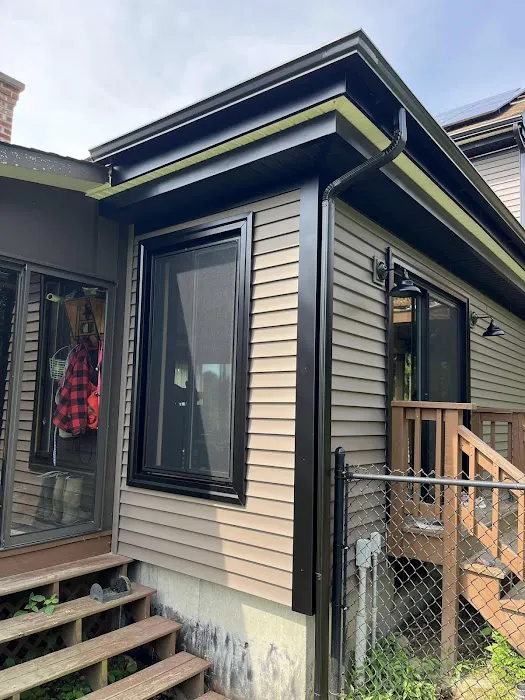 Premium Roofing & Siding Picture 6