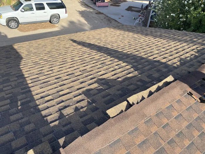 Aal's Roofing Picture 3