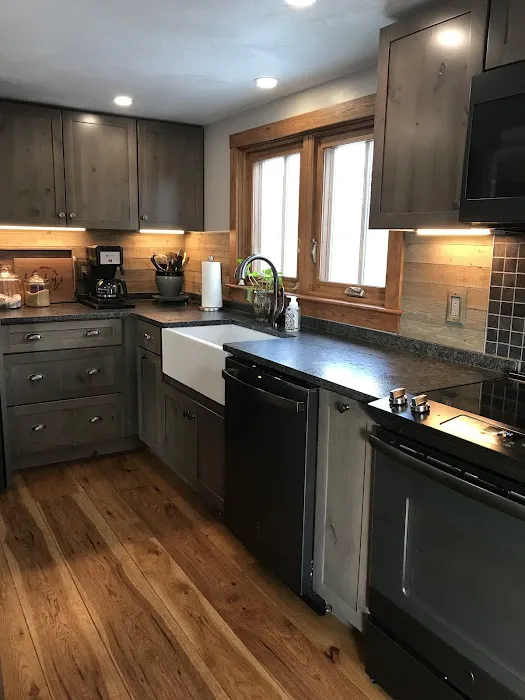 Thomas V. Gadbois and Sons Remodeling Picture 1