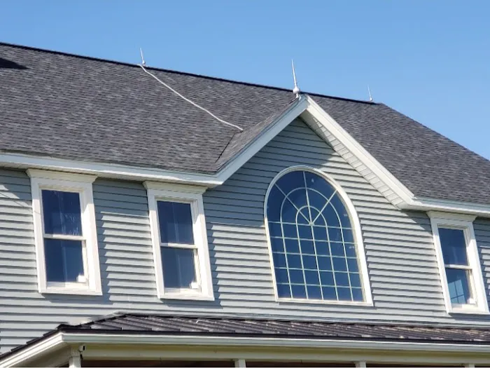 CARRIER ROOFING SIDING & WINDOWS Picture 4