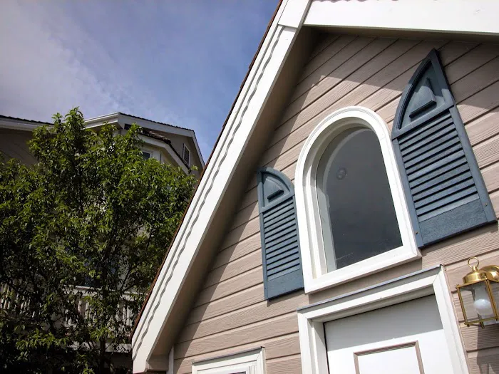 Rescom Exteriors, Inc Picture 9