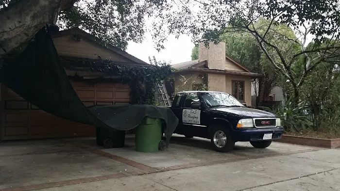 Pinnacle Roofing Services Picture 1