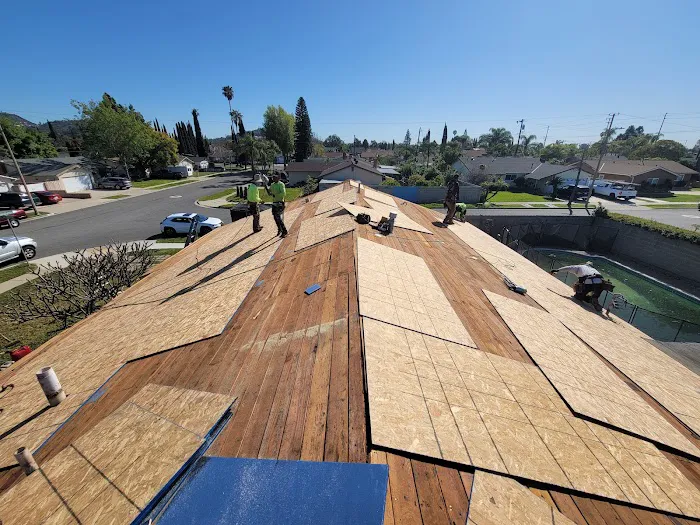 SAMUEL ROOFING INC Picture 10