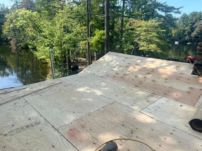 TOP NOTCH ROOFING Picture 6