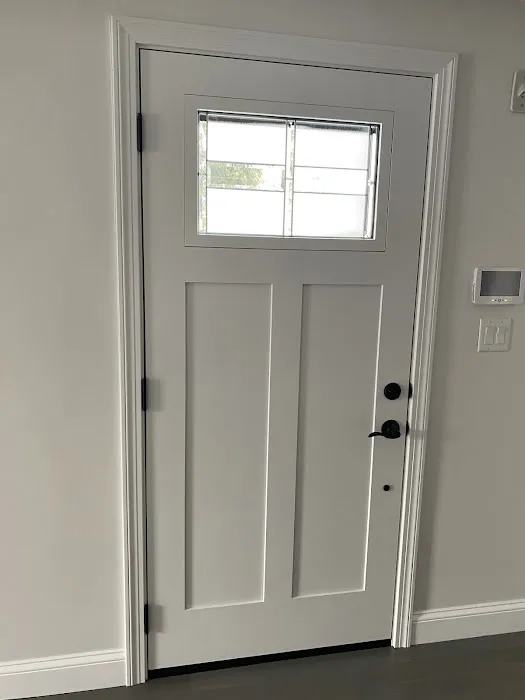 Dracut Window & Door Picture 3