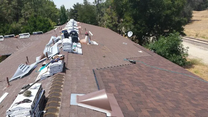 Ridge Runner Roofing Picture 3