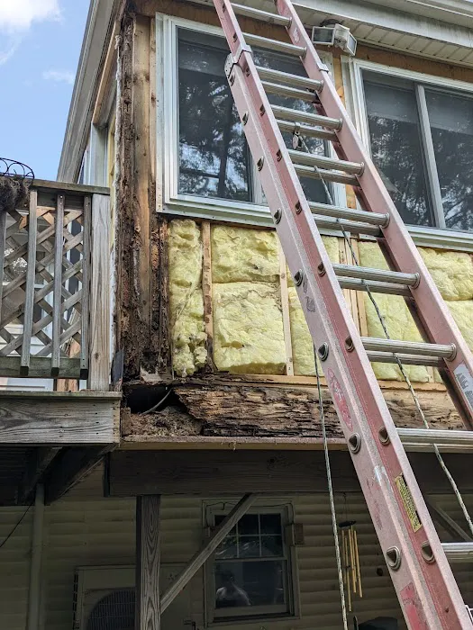 HiTech Windows & Siding Installations Picture 3