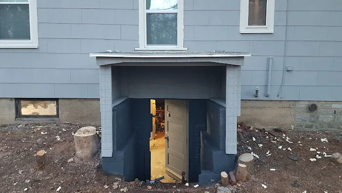 German Handyman Clinton Picture 1