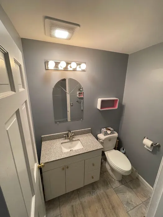 Helping Hands Home Improvement & Landscape Picture 8