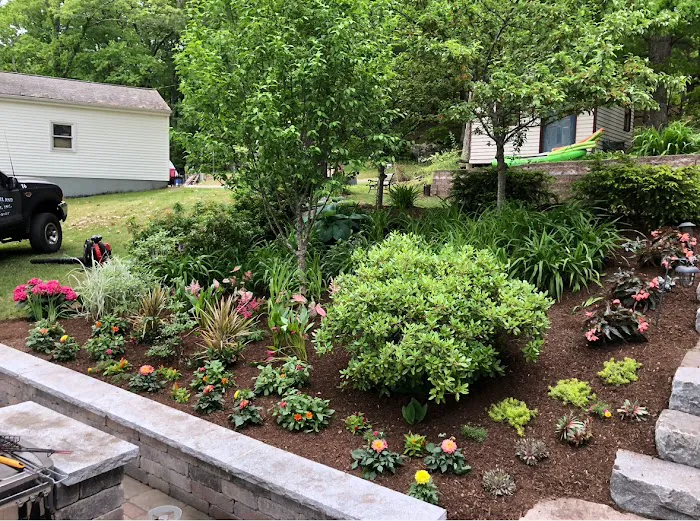 Helping Hands Home Improvement & Landscape Picture 9