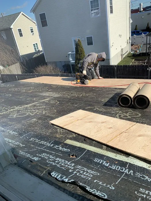 DaSilva Roofing LLC Picture 2