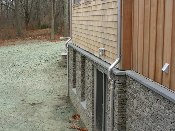 ABC Seamless Gutters, Inc. Picture 9