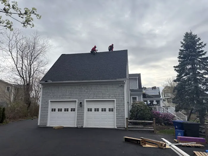 Pinnacle Roofing & Skylights Picture 6