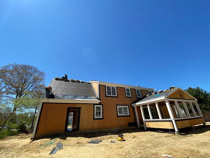 LIONS Siding and Roofing Experts Picture 6