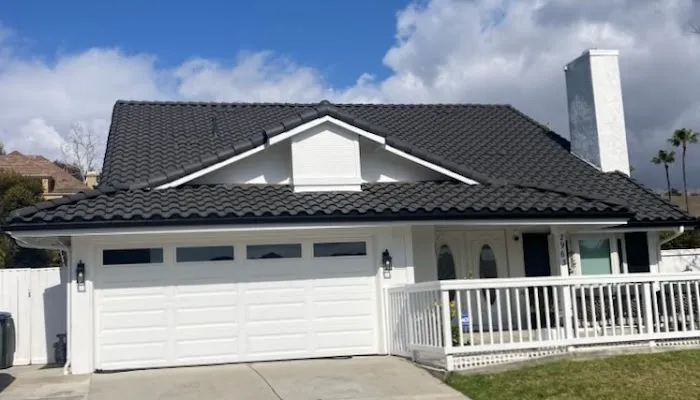 LOPEZ ROOFING Picture 3