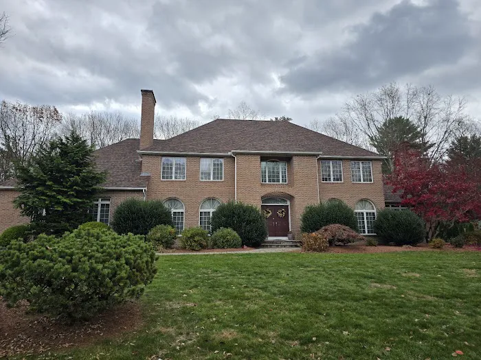 Saunders & Sons Roofing Picture 6