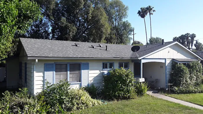Bumble Roofing of Los Angeles Picture 4