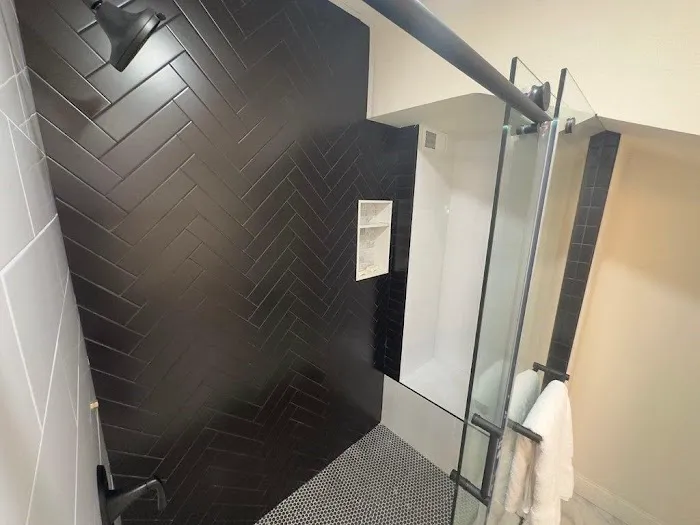 Upright Design & Build Inc Picture 2